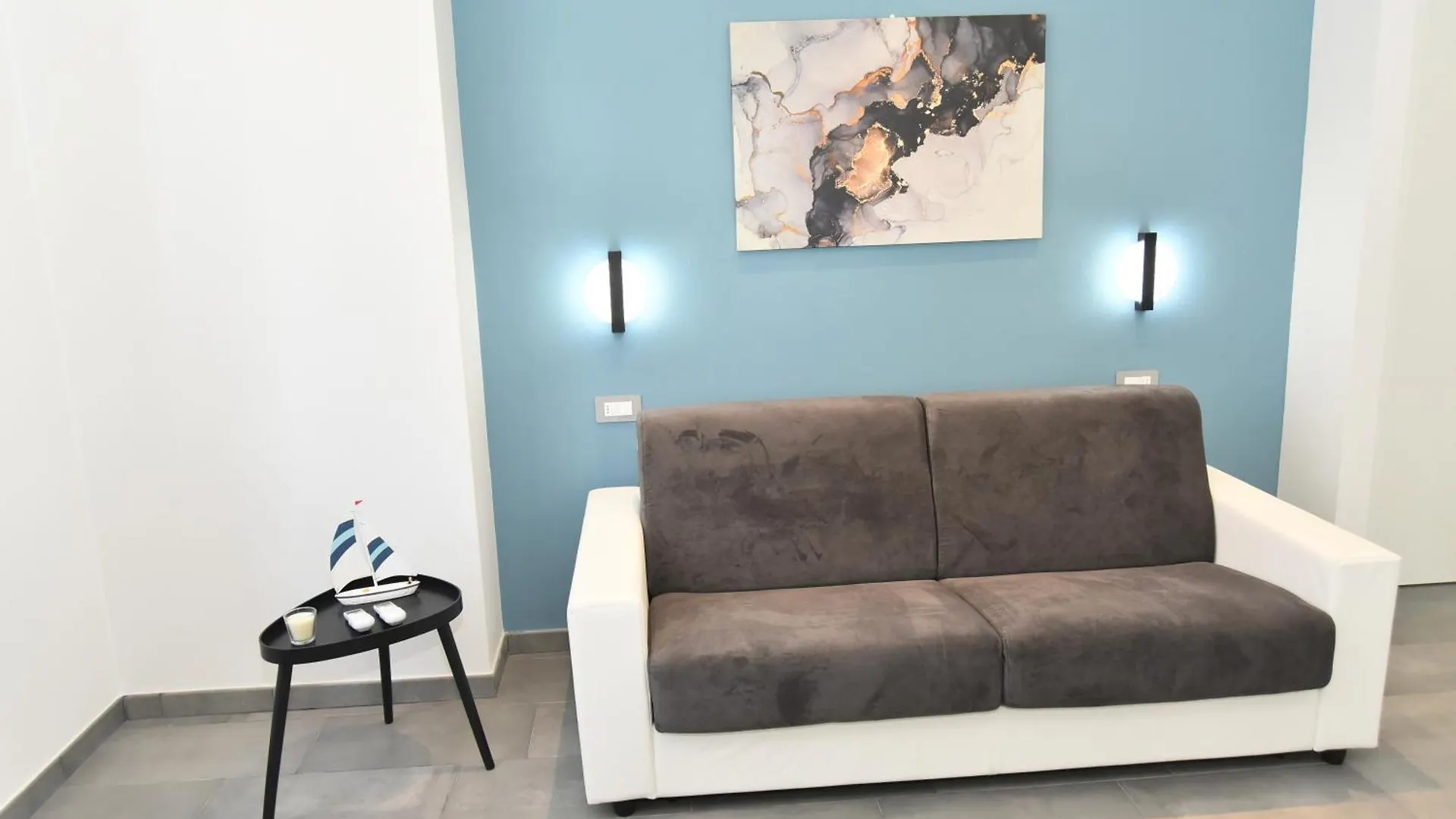 Bell'Italia Sole House Apartment Peschiera del Garda 0*,